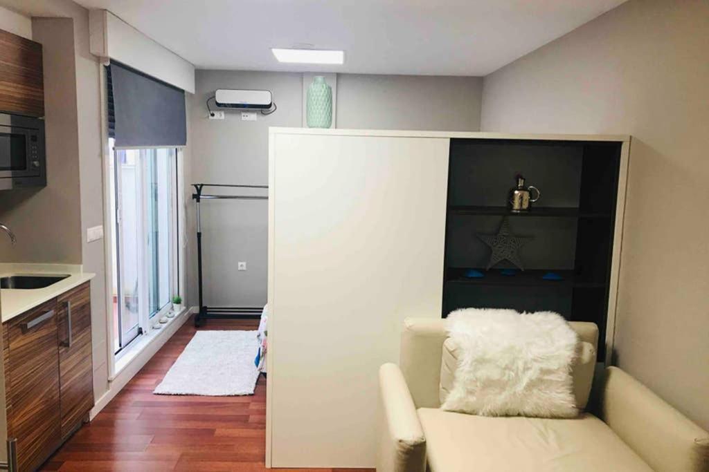 Loft Con Entrada Autonoma/terraza/wifi En Centro Apartment A Coruña