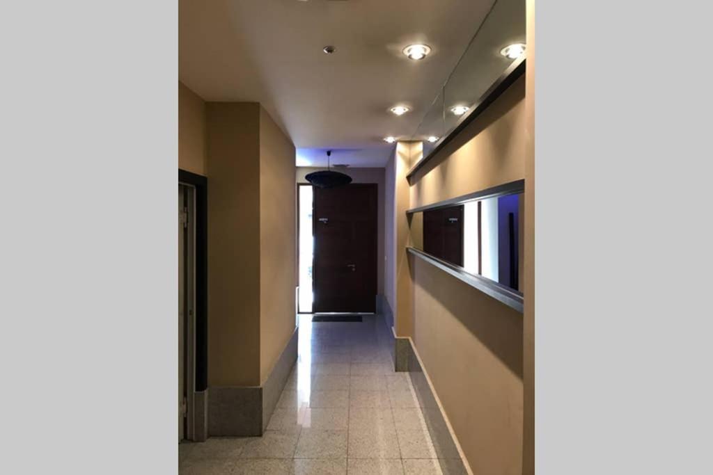 Loft Con Entrada Autónoma/terraza/wifi En Centro Apartamento